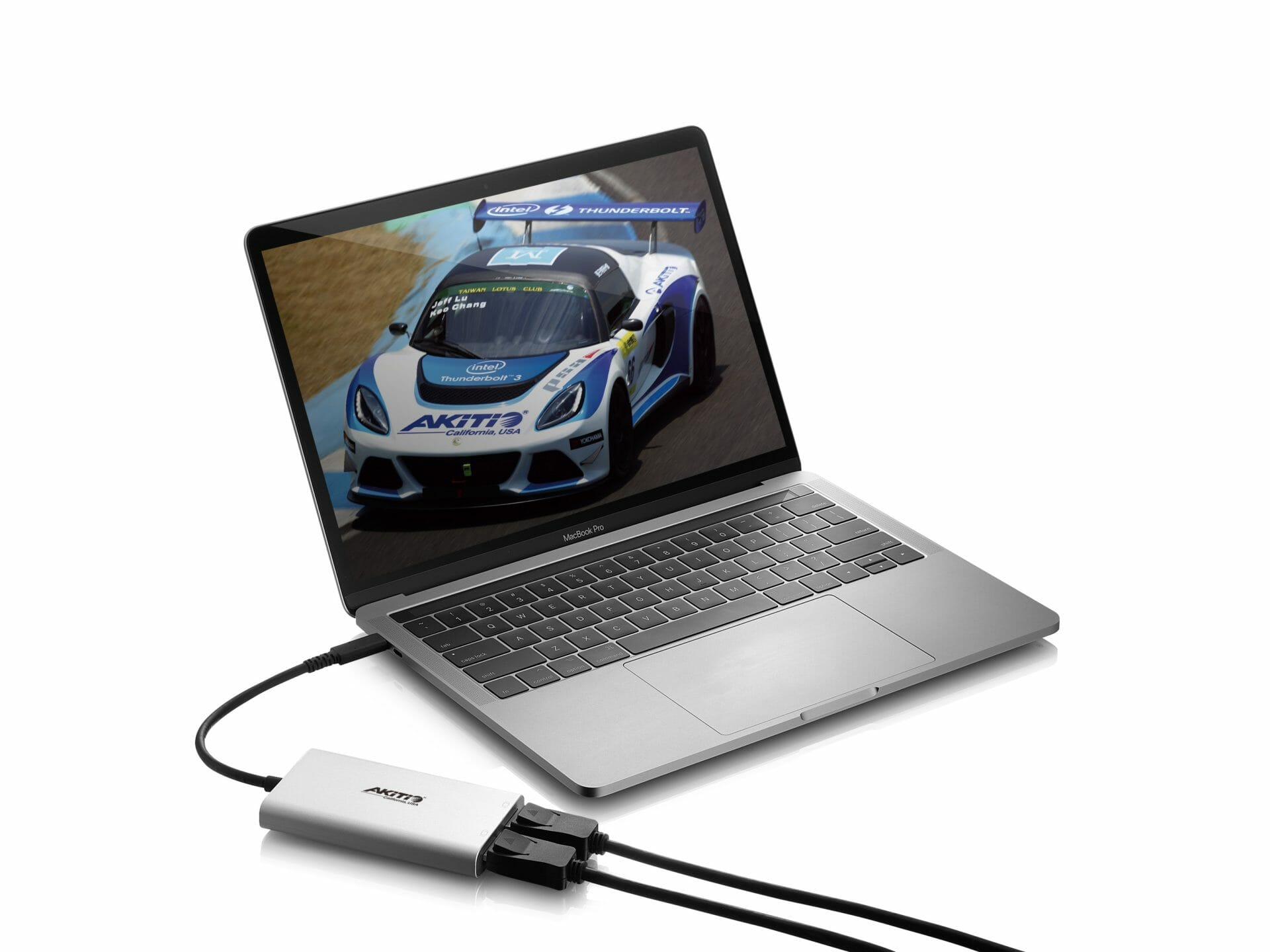 Laptop with two thunderbolt cables
